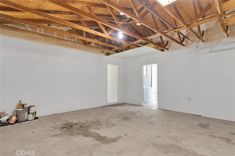 18190 Pitache Street Hesperia, CA 92345