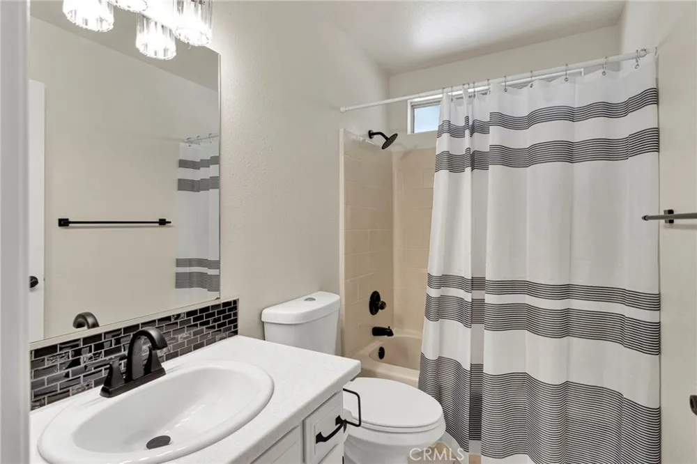 18190 Pitache Street Hesperia, CA 92345
