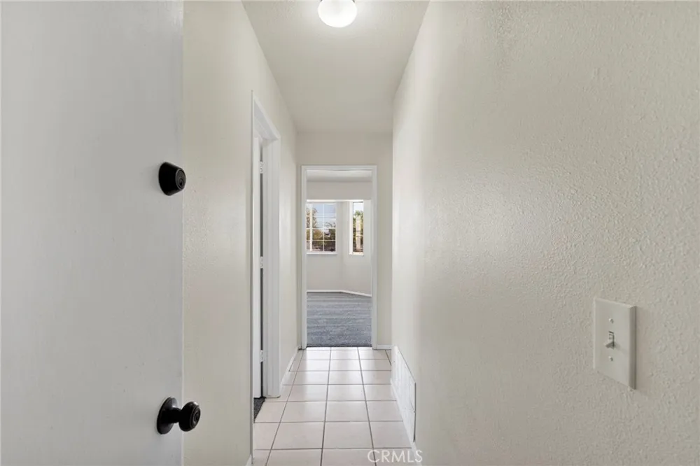 18190 Pitache Street Hesperia, CA 92345