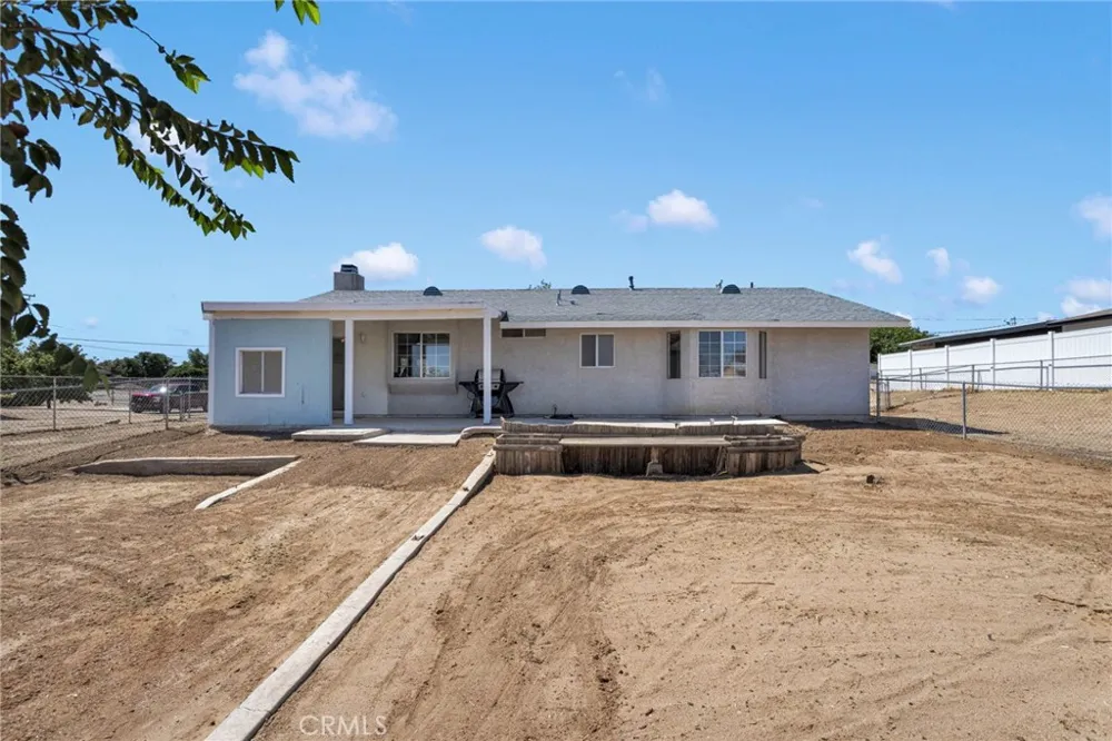 18190 Pitache Street Hesperia, CA 92345