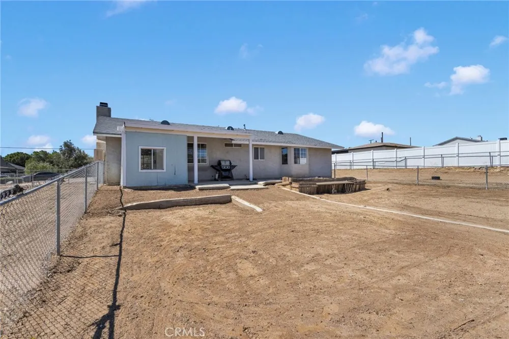 18190 Pitache Street Hesperia, CA 92345