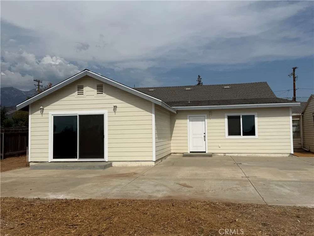 12914 2nd Yucaipa, CA 92399