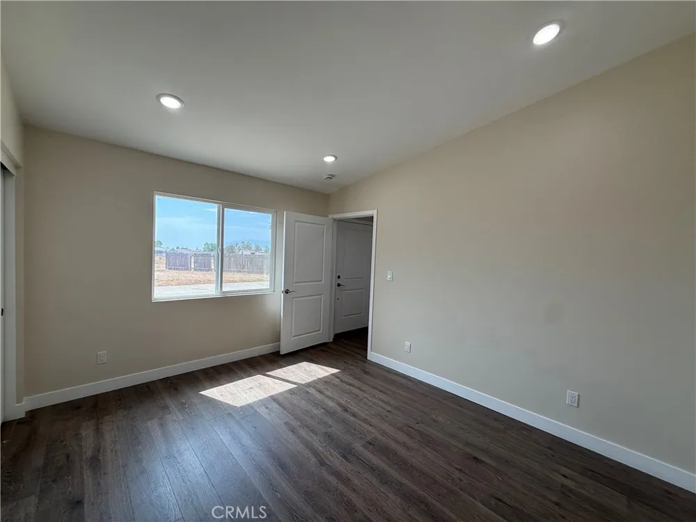 12914 2nd Yucaipa, CA 92399