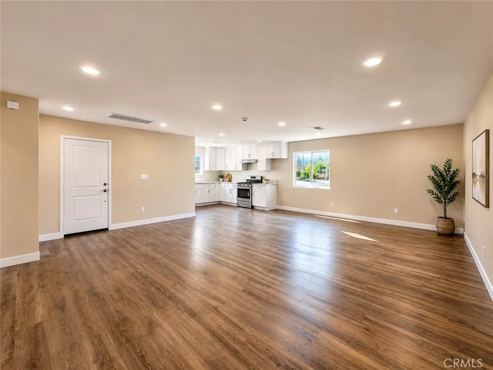 12914 2nd Yucaipa, CA 92399