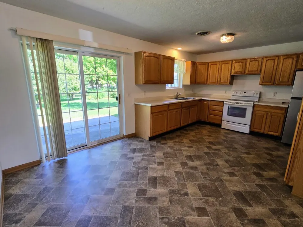 163 Ridgeview Drive Pipestone, MN 56164