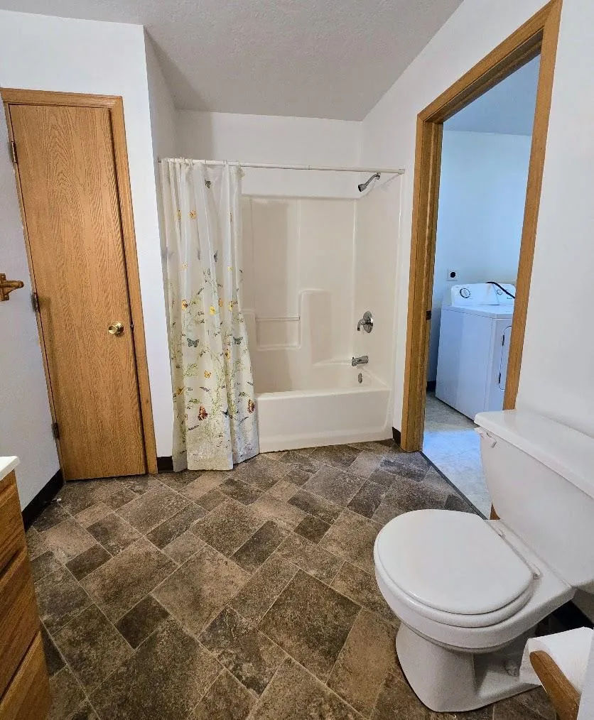 163 Ridgeview Drive Pipestone, MN 56164