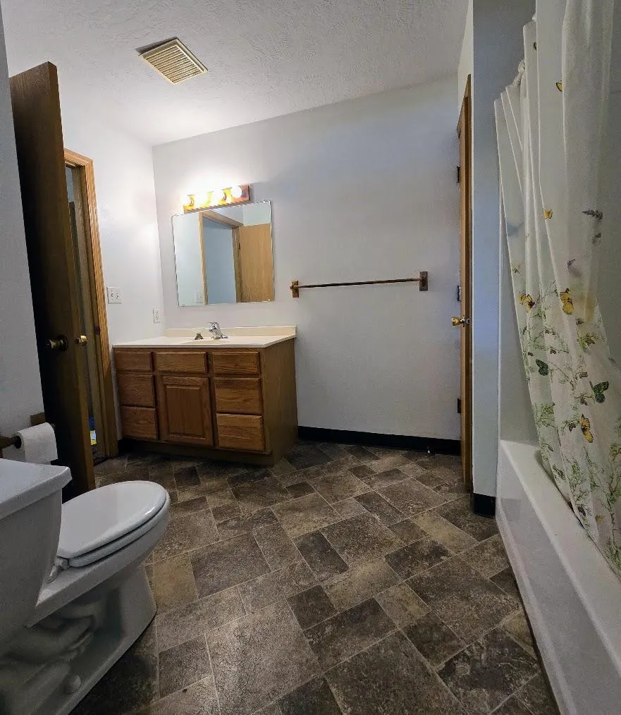 163 Ridgeview Drive Pipestone, MN 56164