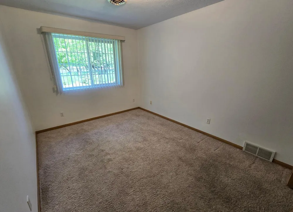 163 Ridgeview Drive Pipestone, MN 56164
