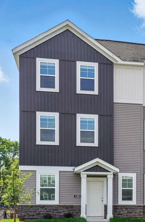 8780 Island Trail Echo #A Lake Elmo, MN 55001