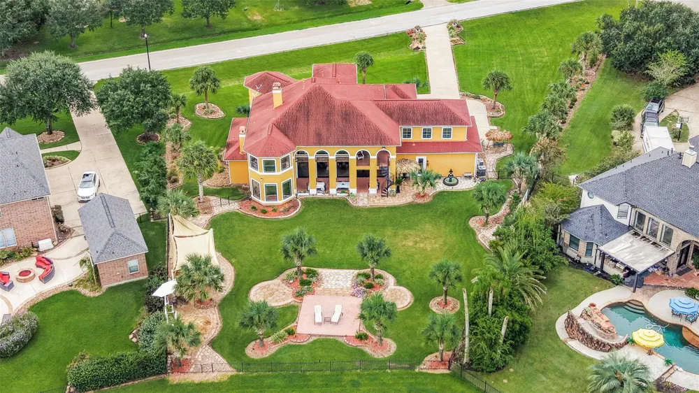 1026 Kings Forest Lane Richmond, TX 77469
