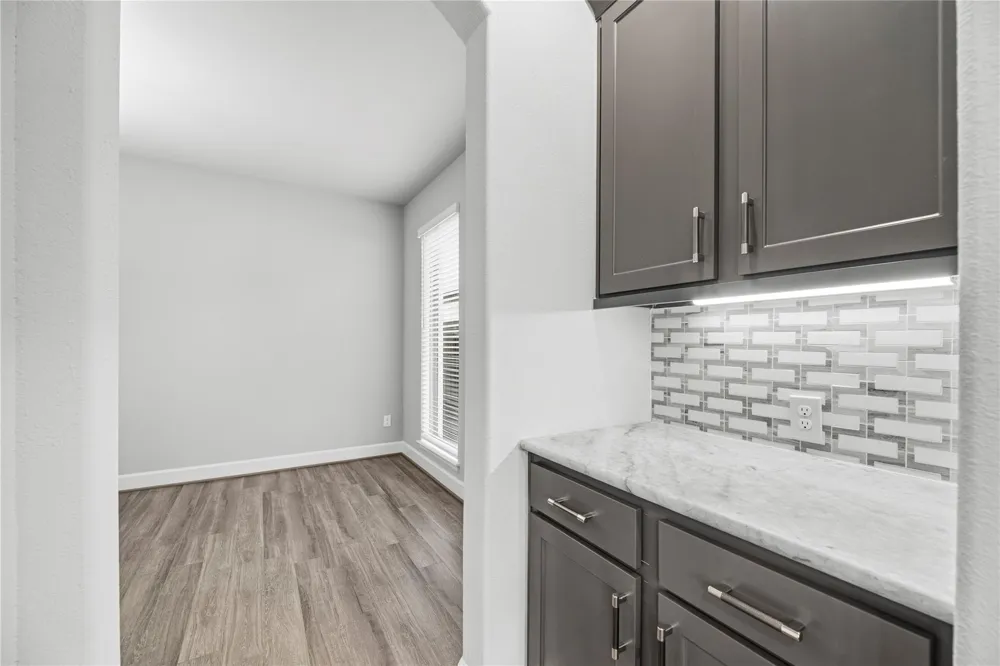9511 Shaded Tree Drive Missouri City, TX 77459