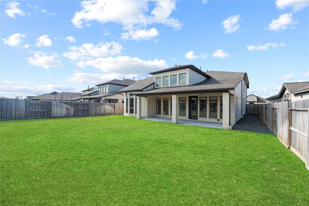 9511 Shaded Tree Drive Missouri City, TX 77459