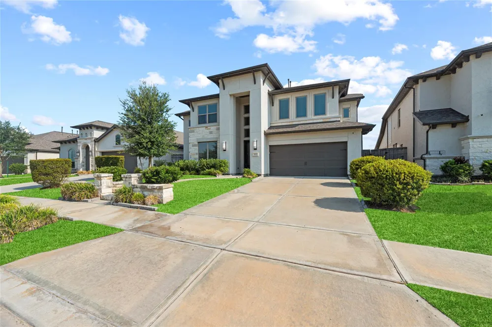 9511 Shaded Tree Drive Missouri City, TX 77459