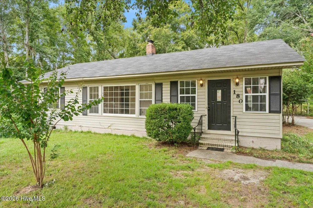 180 S Easy Street Stapleton, GA 30823