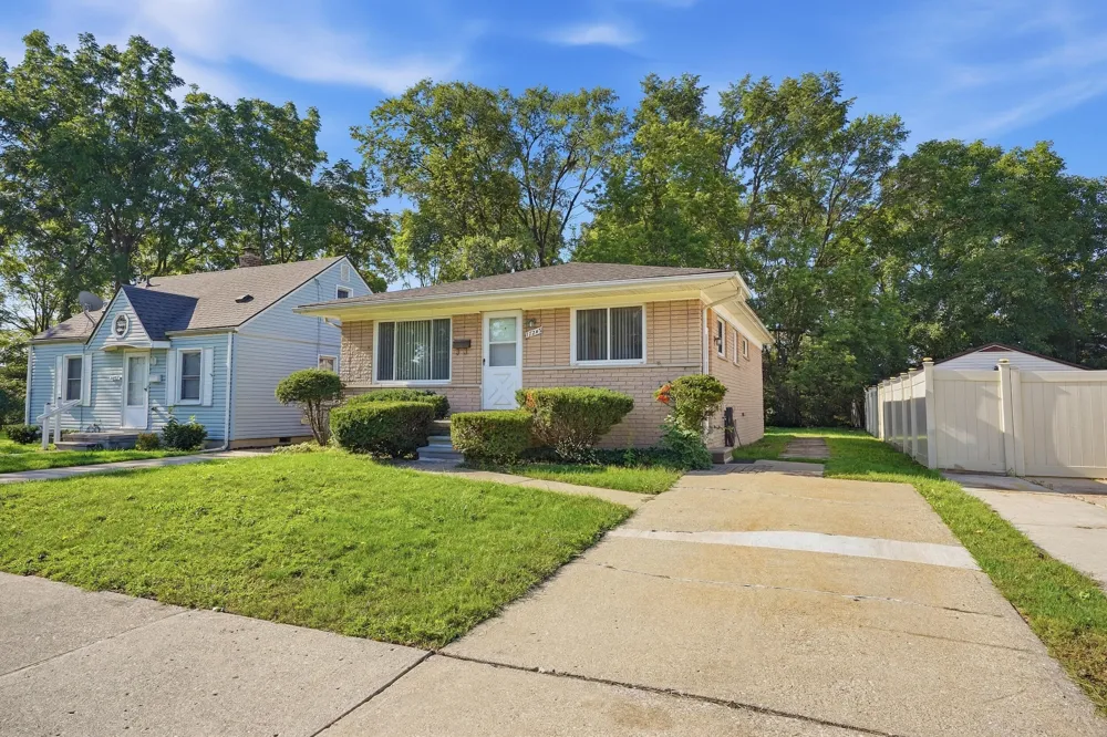 17243 Horger Avenue Allen Park, MI 48101