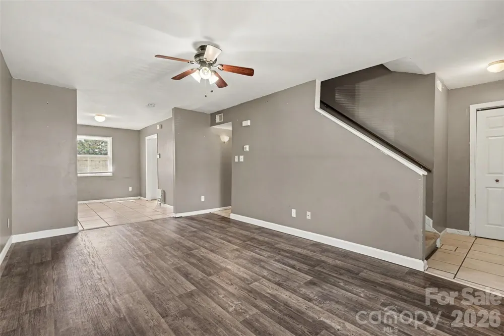 7964 Shady Oak Trail #212 Charlotte, NC 28210