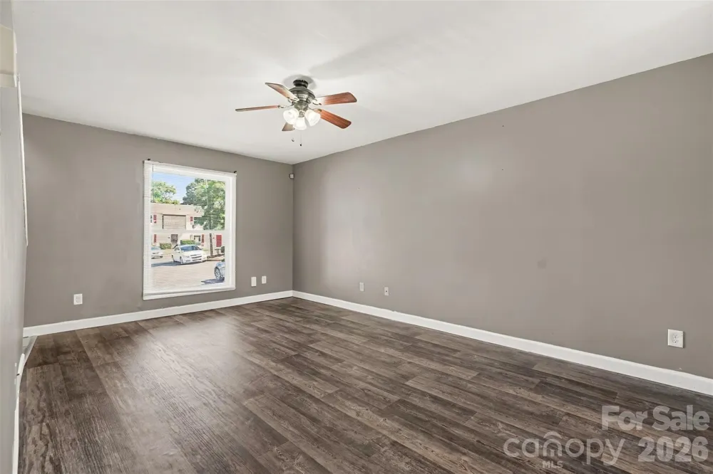 7964 Shady Oak Trail #212 Charlotte, NC 28210