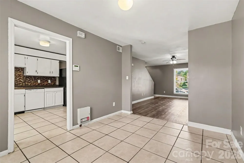7964 Shady Oak Trail #212 Charlotte, NC 28210