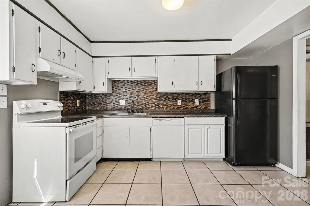 7964 Shady Oak Trail #212 Charlotte, NC 28210