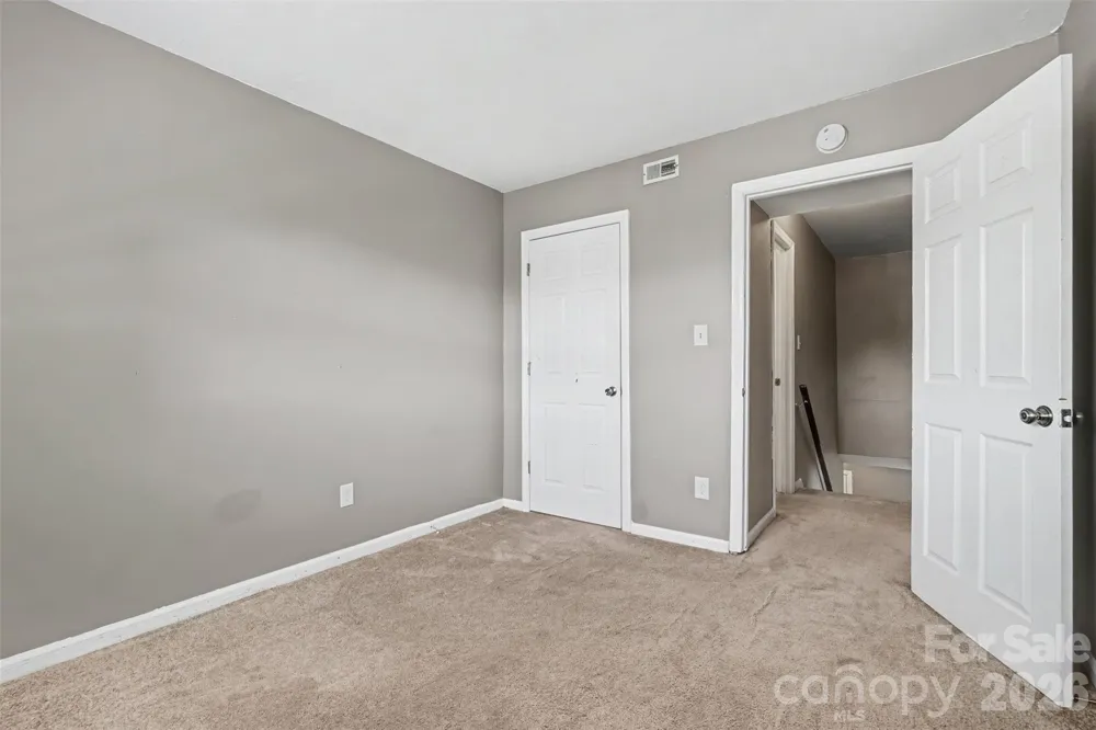 7964 Shady Oak Trail #212 Charlotte, NC 28210