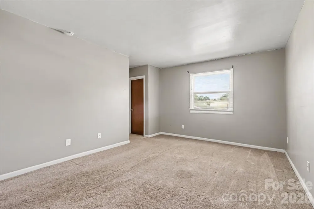 7964 Shady Oak Trail #212 Charlotte, NC 28210