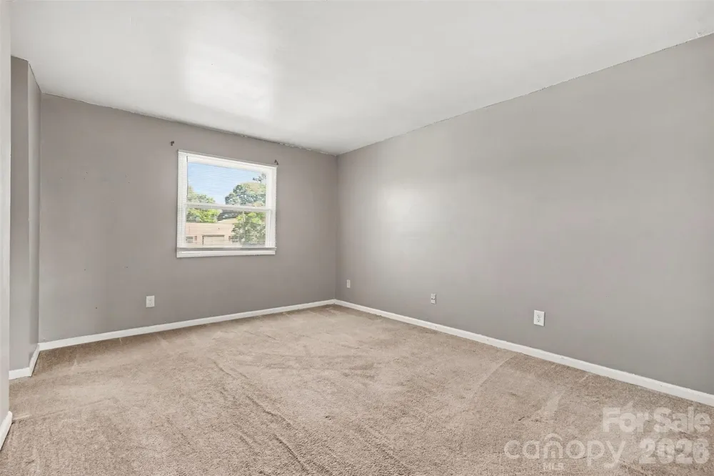 7964 Shady Oak Trail #212 Charlotte, NC 28210