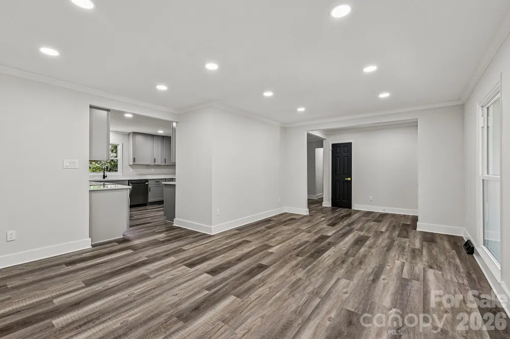 4908 Zephyr Lane Charlotte, NC 28209