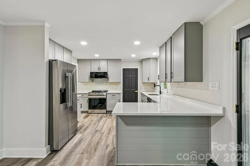 4908 Zephyr Lane Charlotte, NC 28209