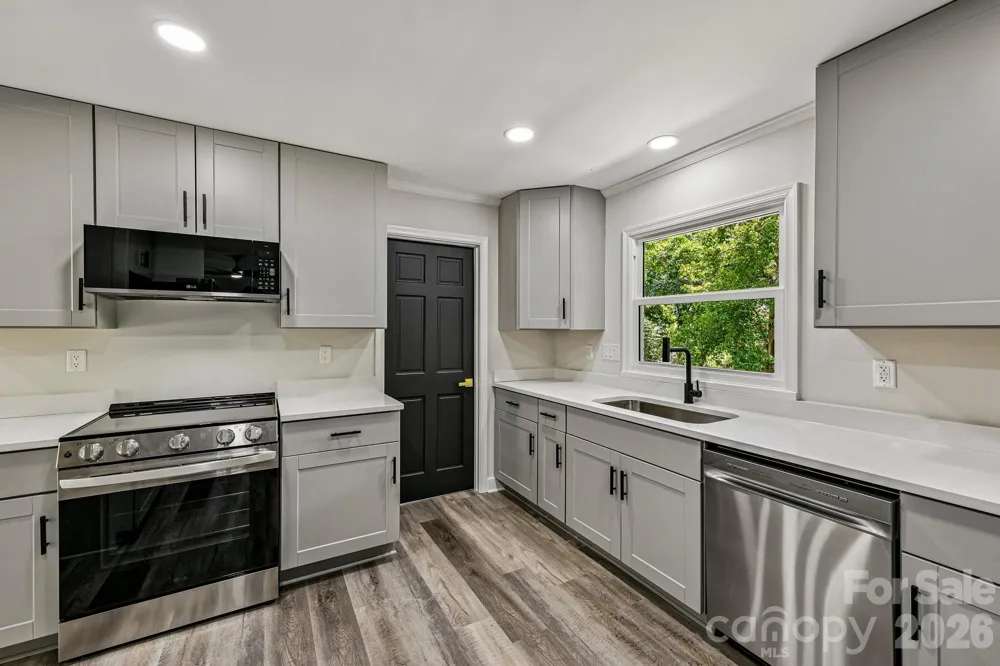 4908 Zephyr Lane Charlotte, NC 28209
