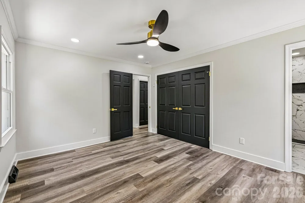 4908 Zephyr Lane Charlotte, NC 28209