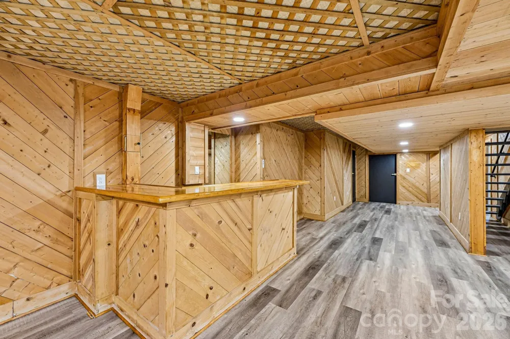4908 Zephyr Lane Charlotte, NC 28209