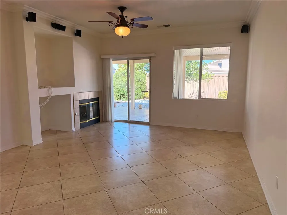 146 Moneda Court Hemet, CA 92545