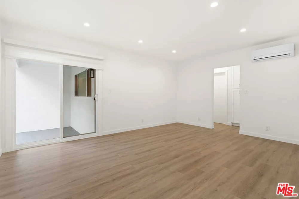 2908 W 141st Place #2 Gardena, CA 90249