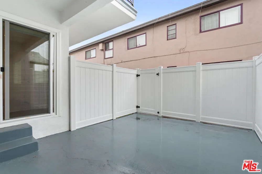 2908 W 141st Place #2 Gardena, CA 90249