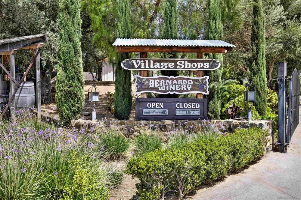 12621 Opimo Dr San Diego, CA 92128