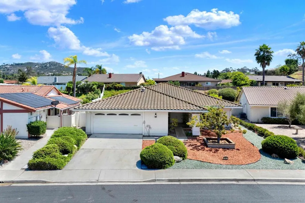 12621 Opimo Dr San Diego, CA 92128
