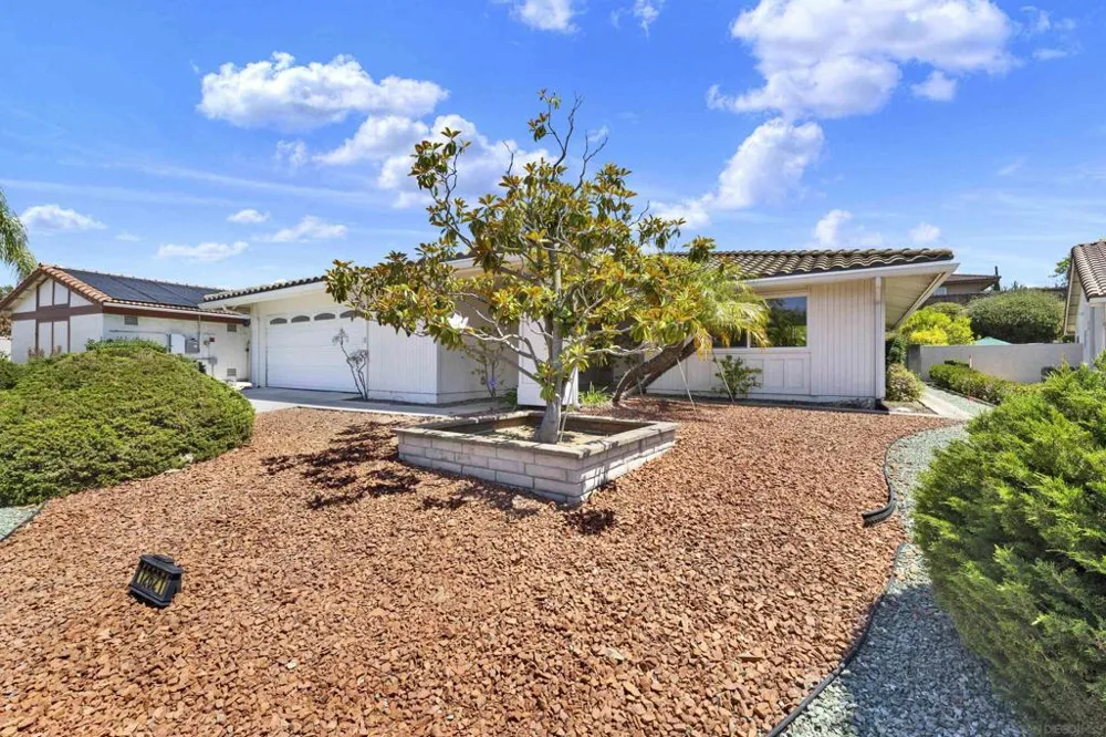 12621 Opimo Dr San Diego, CA 92128
