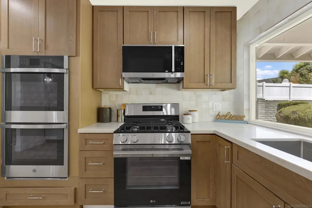 12621 Opimo Dr San Diego, CA 92128