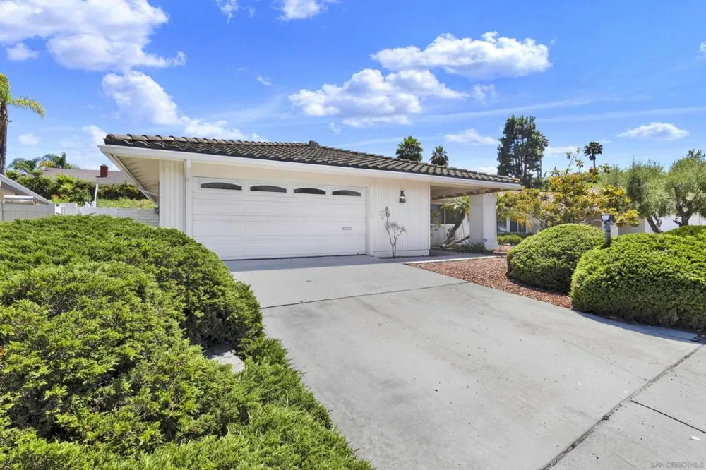 12621 Opimo Dr San Diego, CA 92128