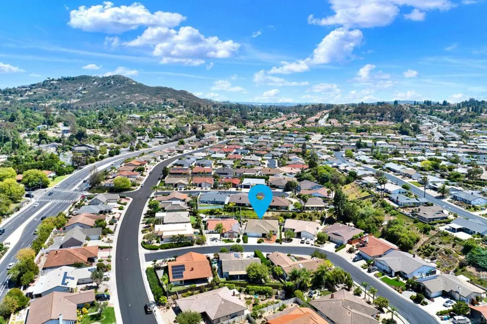 12621 Opimo Dr San Diego, CA 92128