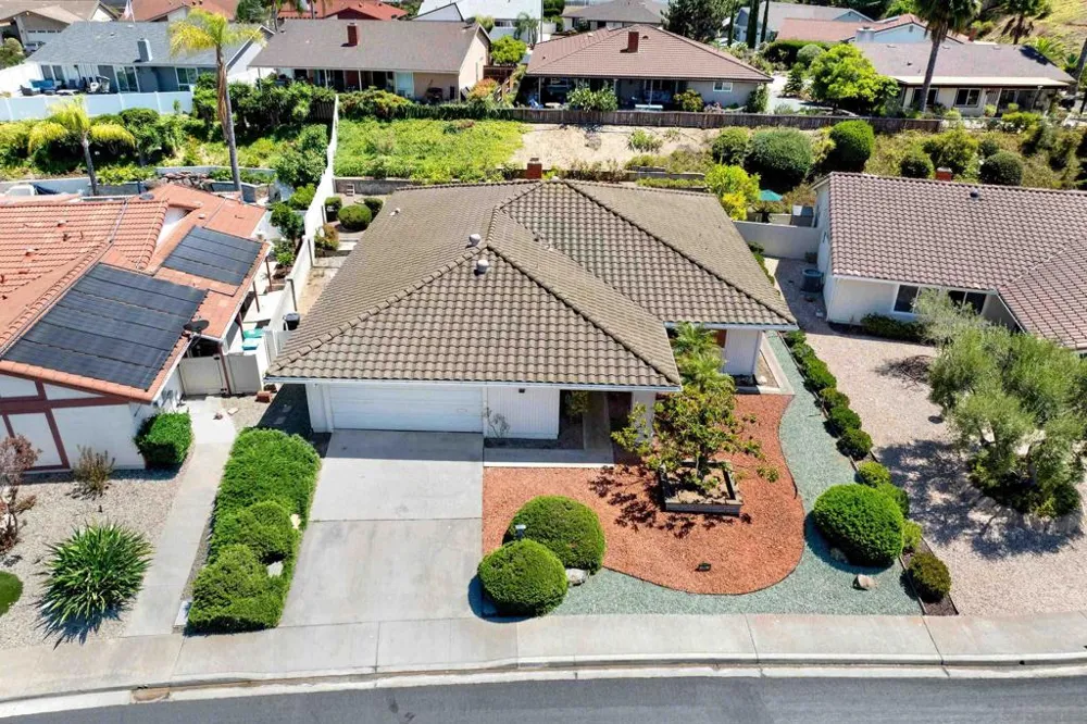 12621 Opimo Dr San Diego, CA 92128