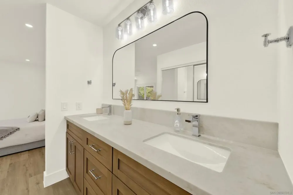 12621 Opimo Dr San Diego, CA 92128