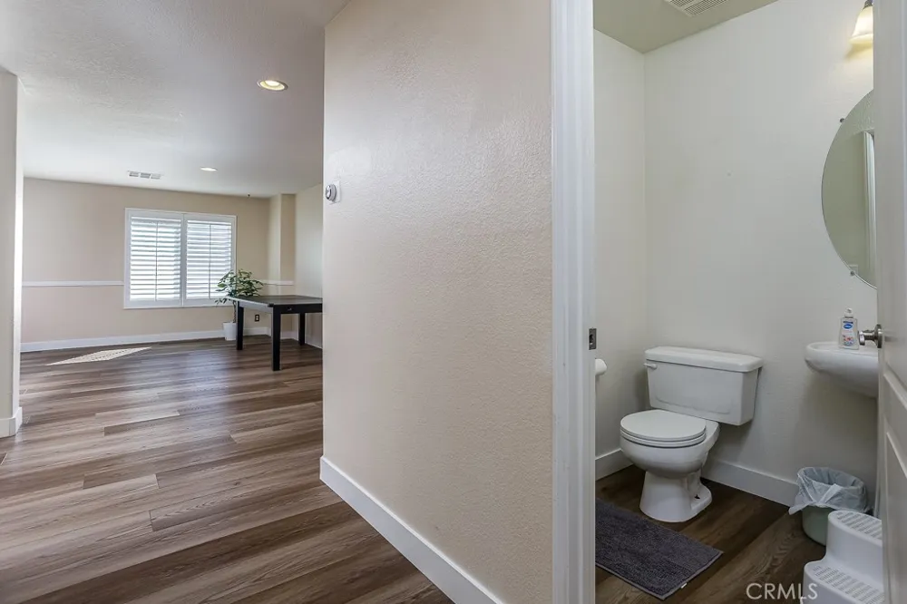 2060 W Avenue K6 Lancaster, CA 93536