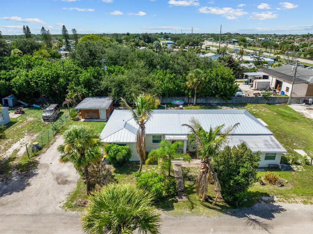 11150 SE FEDERAL Highway Hobe Sound, FL 33455