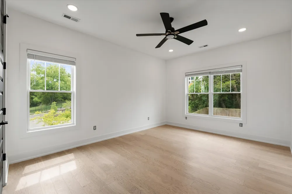 338A Ewing Dr Nashville, TN 37207
