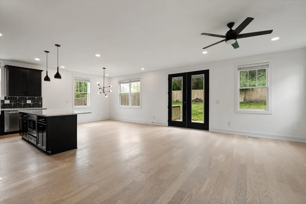 338A Ewing Dr Nashville, TN 37207