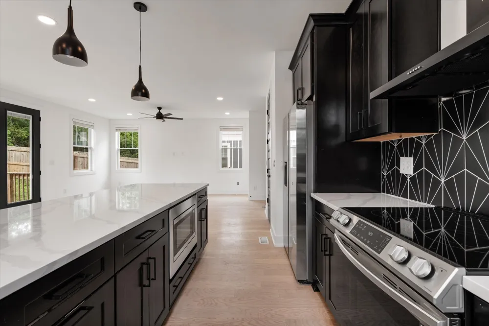 338A Ewing Dr Nashville, TN 37207