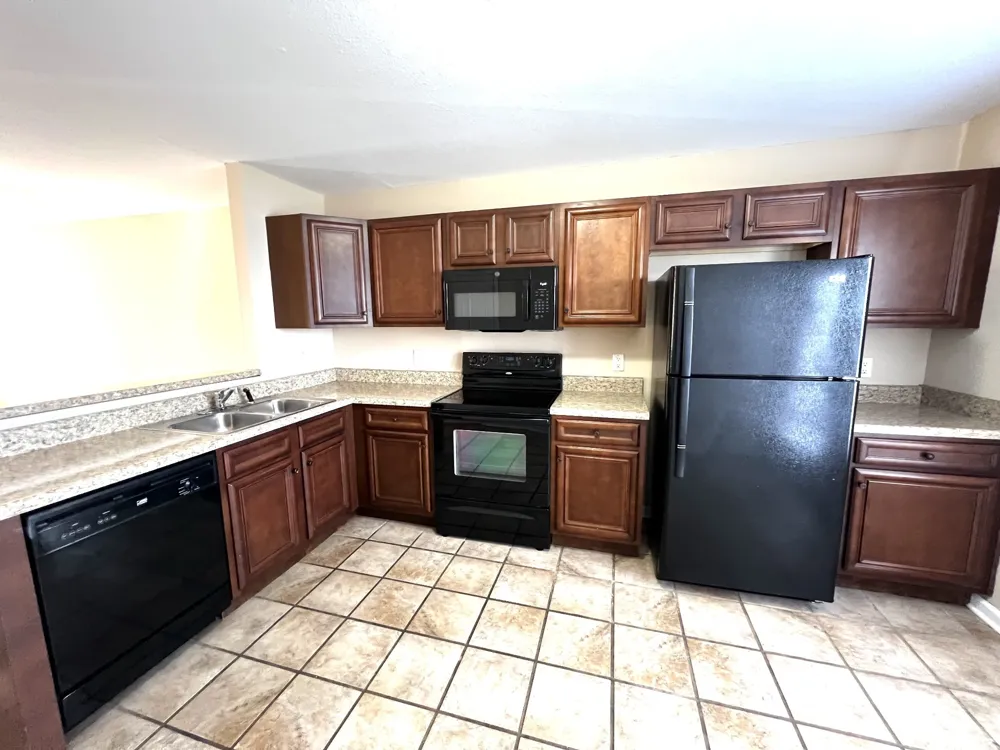 769 Cherrybark Ln #D Clarksville, TN 37040