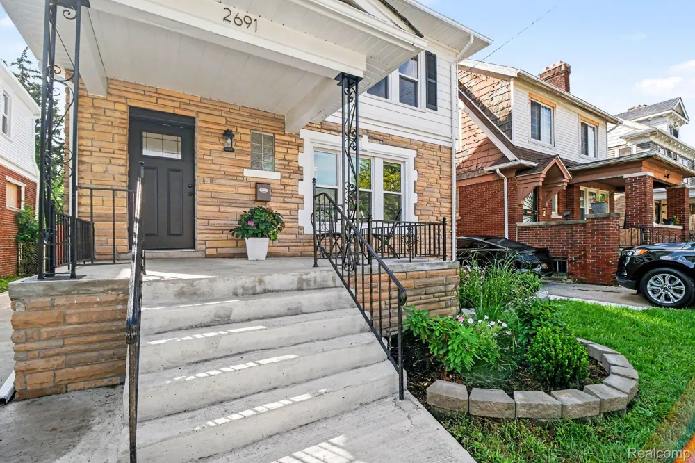 2691 Collingwood Street Detroit City, MI 48206