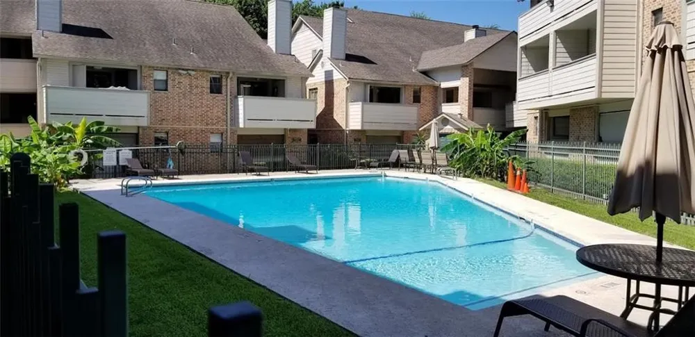 2500 Burleson Road #215 Austin, TX 78741